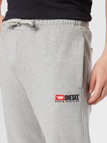 DIESEL - Tapered Calças 'TARY' em cinzento