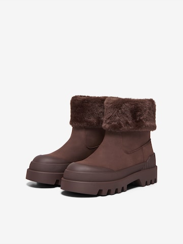 Botine 'ONLBUZZ-6' de la ONLY pe maro