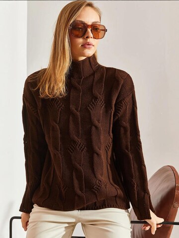 Pull-over Bianco Lucci en marron : devant