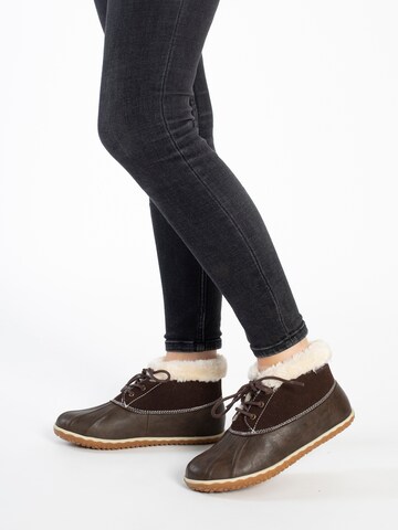 Minnetonka - Botines 'Tega' en negro: frente