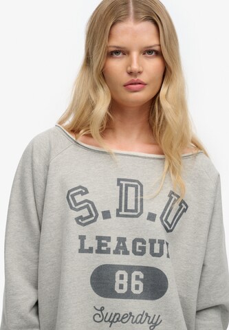 Sweat-shirt 'Athletic Essentials' Superdry & Co en gris