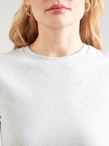 Abercrombie & Fitch Тениска в сиво