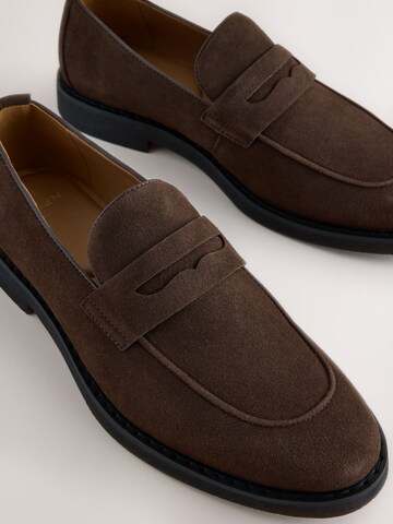 Slipper di Next in marrone