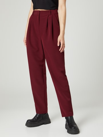 Guido Maria Kretschmer Women Loose fit Pleated Pants 'INKA' in Red: front