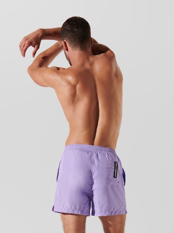 Karl Lagerfeld Plavecké šortky – fialová