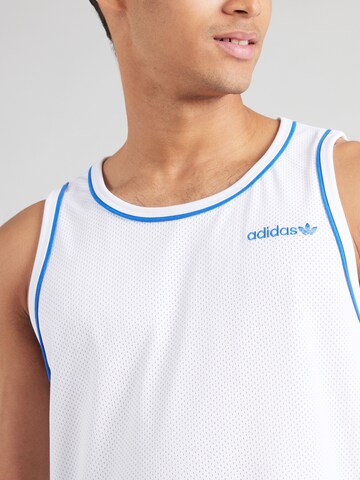 ADIDAS ORIGINALS - Camiseta en blanco