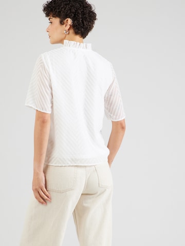 Chemisier 'VIMICHELLE' VILA en blanc