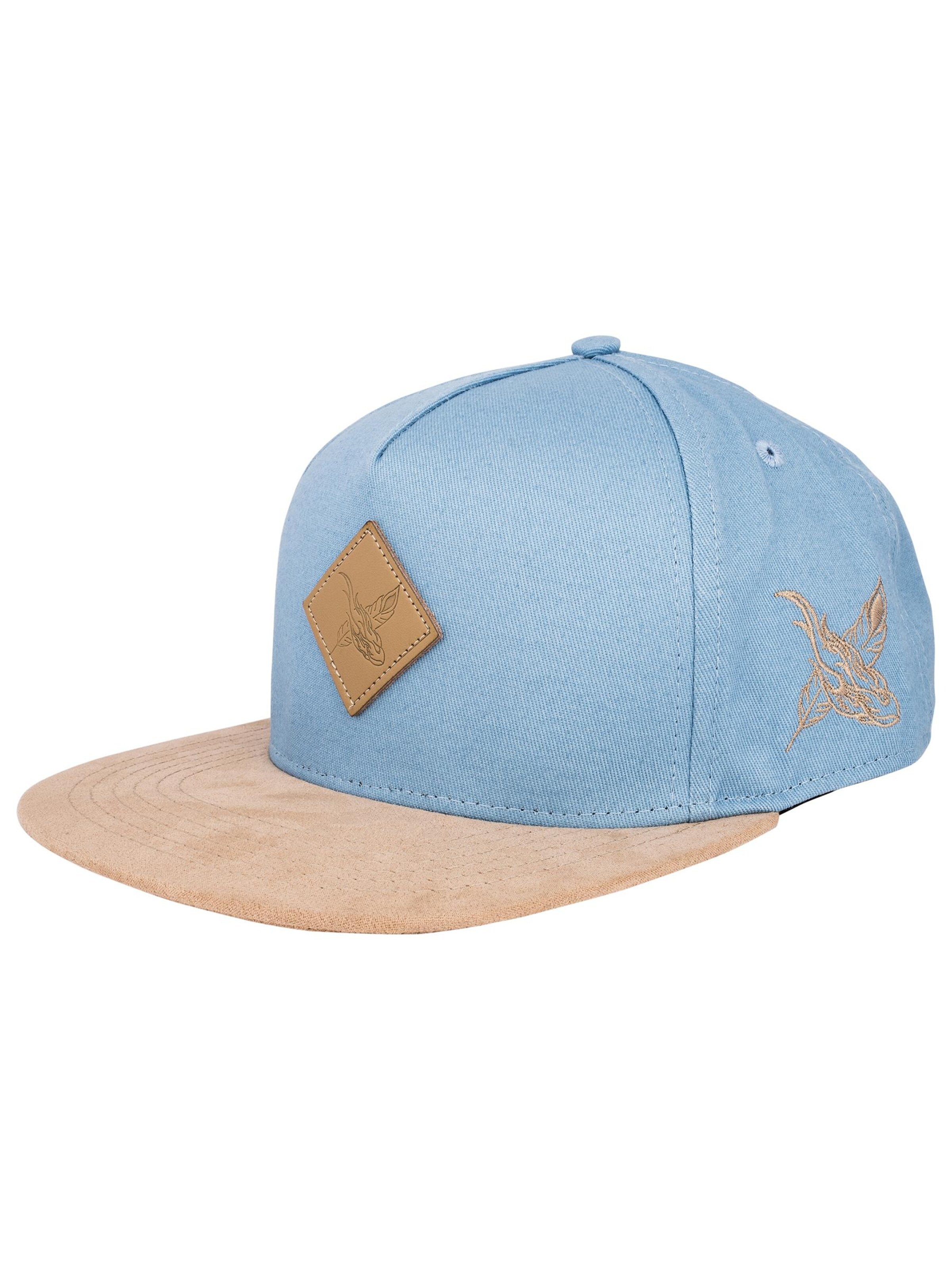 Blackskies Cap 'Port Moody' in Blue: front