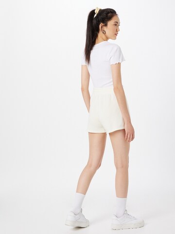 HOLLISTER Regular Shorts in Weiß