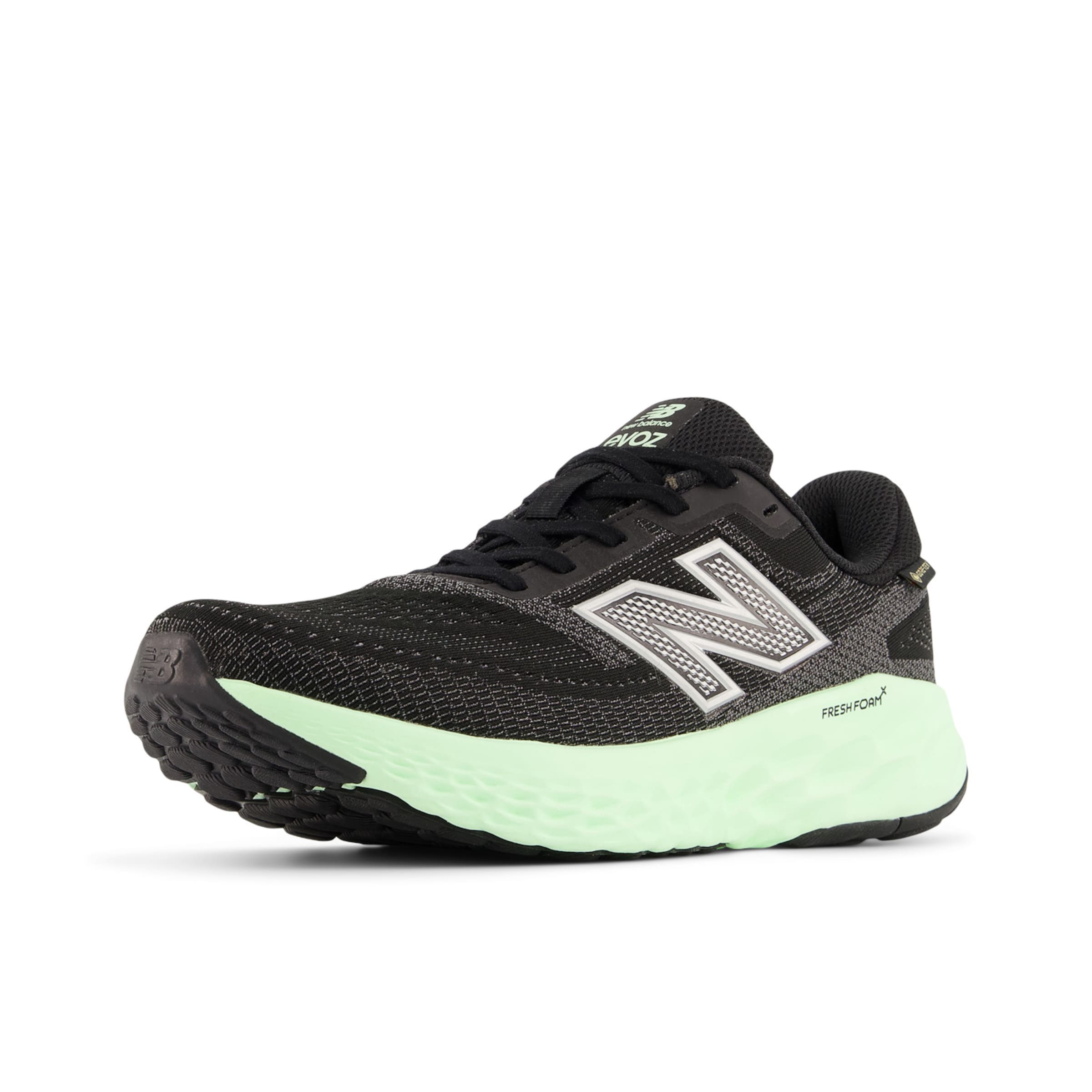 new balance Chaussure de course en vert clair / noir / blanc, Vue avec produit