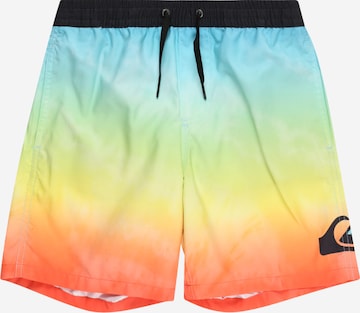 QUIKSILVER Regular Shorts 'EVERYDAY' in Mischfarben: predná strana