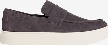 Regular Chaussure basse Calvin Klein en gris : devant
