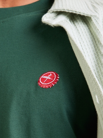 Iriedaily Shirt 'Kronkorken' in Groen
