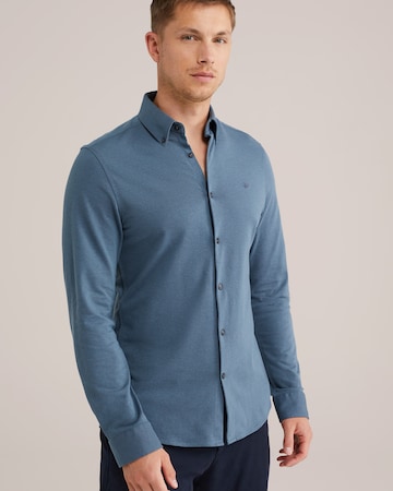 WE Fashion Slim Fit Paita värissä sininen: etupuoli