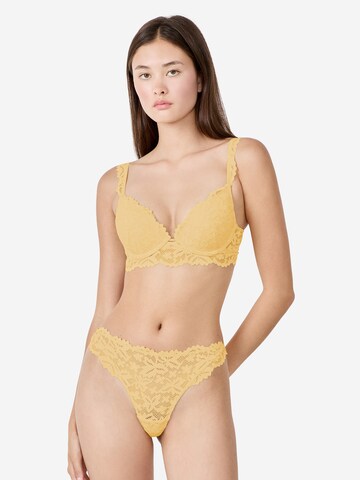 String 'Legende' di ETAM in beige