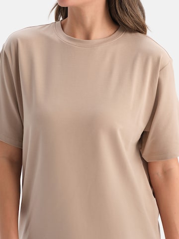 T-shirt Dagi en marron