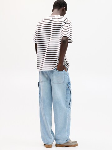 Tricou de la Pull&Bear pe maro