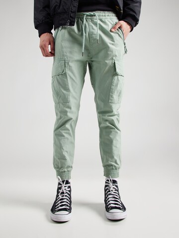ALPHA INDUSTRIES Tapered Παντελόνι cargo σε πράσινο: μπροστά