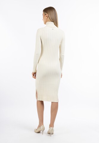 DreiMaster Klassik Knitted dress in Beige