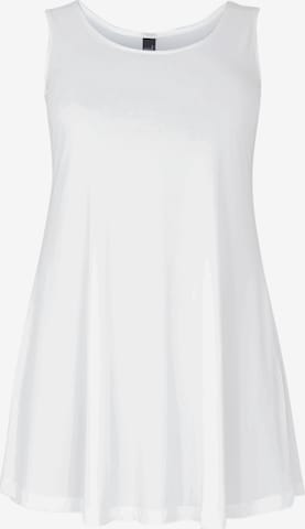 Yoek Tunic in White: front