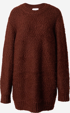 TOPSHOP Knitted dress in Brown: front