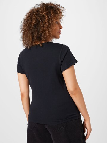 Levi's® Plus - Camisa 'PL SS Baby Tee' em preto