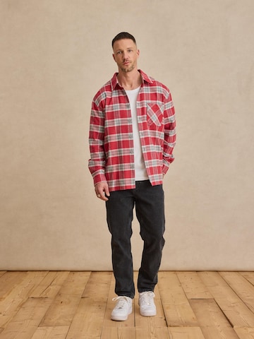 DAN FOX APPAREL Regular fit Button Up Shirt 'Lasse' in Red