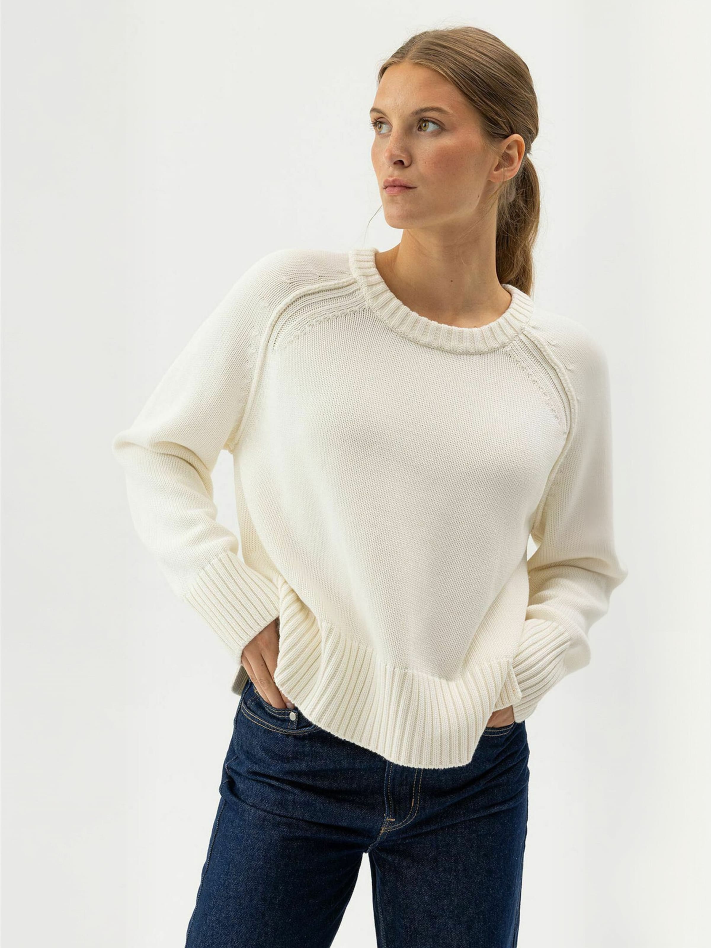 Pull-over ' Meg ' Holebrook en blanc : devant