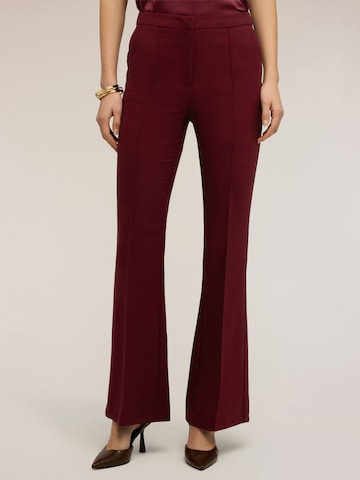 MOTIVI Flared Broek in Rood