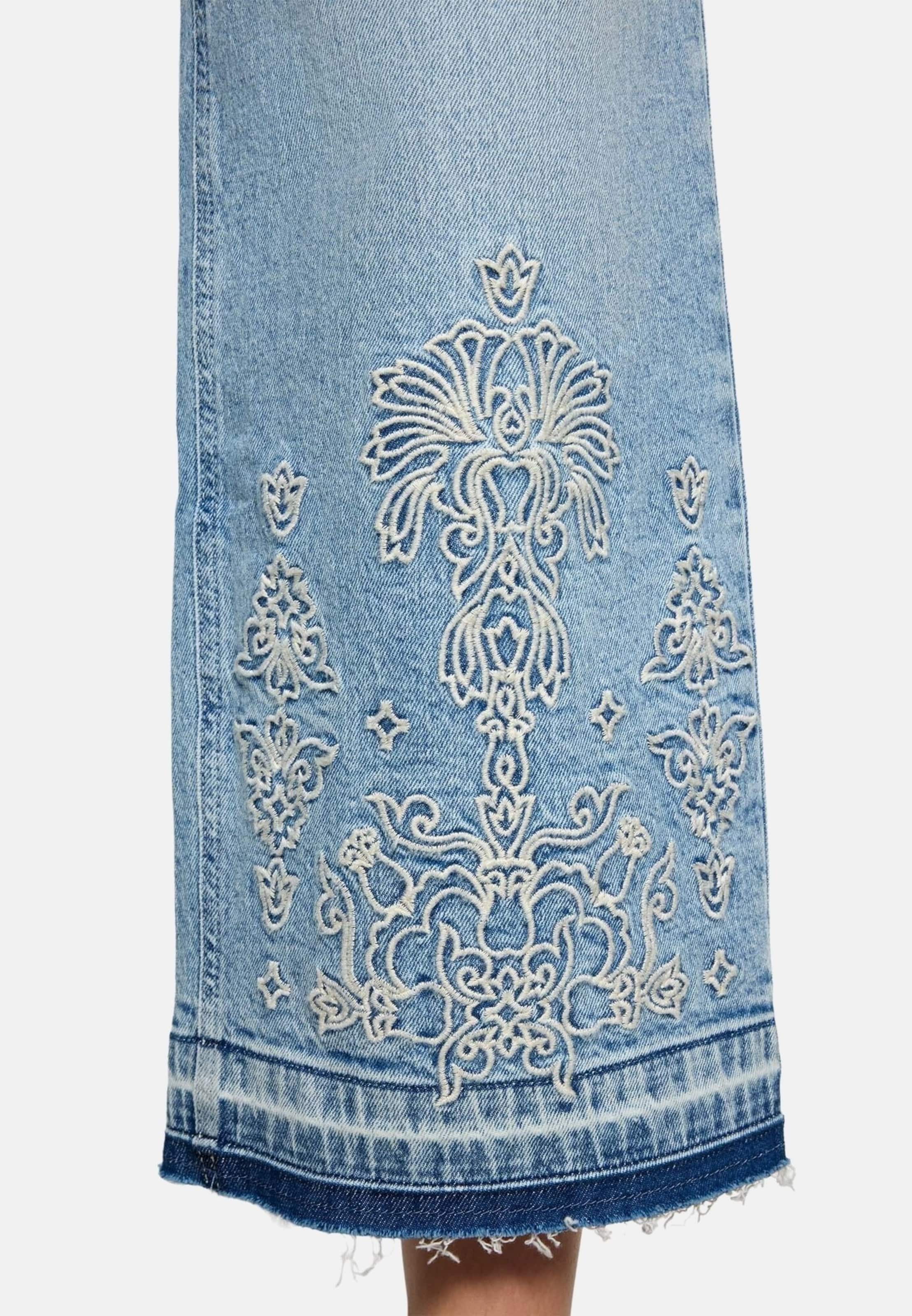 Skinny Jeans di zero in blu