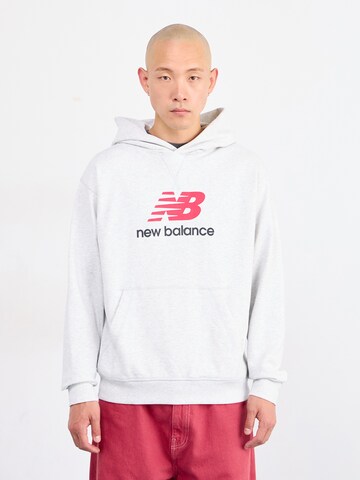 Sweat-shirt new balance en gris : devant