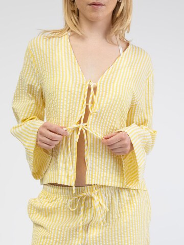 BROKE + SCHÖN Blouse in Yellow