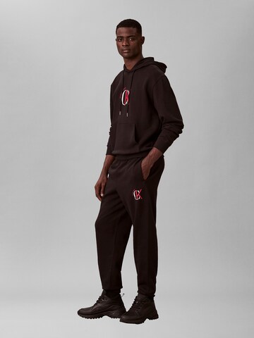 Calvin Klein Jeans - Tapered Pantalón en negro