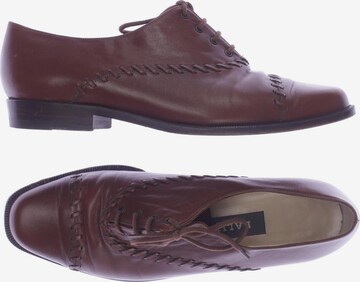 Bally Flats & Loafers in 37,5 in Brown: front