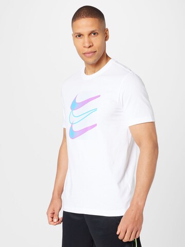 T-Shirt Nike Sportswear en blanc : devant