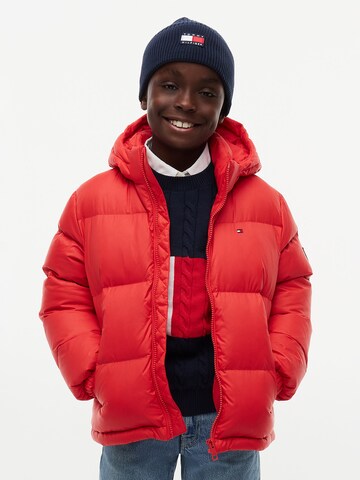 TOMMY HILFIGER Winterjas 'Essential' in Rood: voorkant