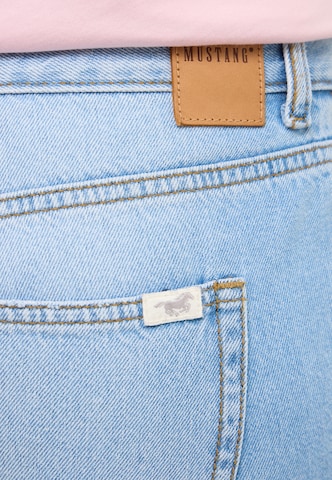 MUSTANG Flared Jeans in Blue