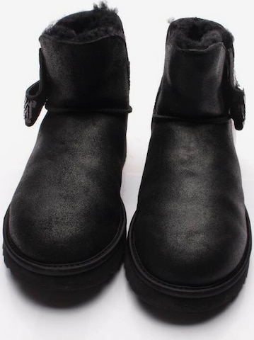 UGG Stiefeletten 40 in Schwarz