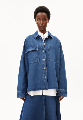 ARMEDANGELS Blouse in Blue: front