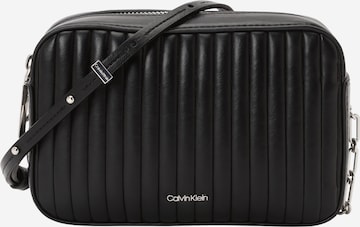 Calvin Klein Umhängetasche in Schwarz: Vorderseite