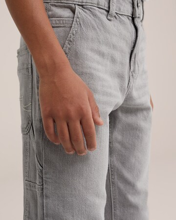 WE Fashion Regular Jeans in Grey