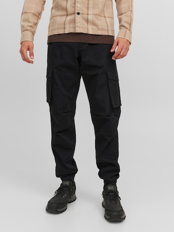 JACK & JONES Tapered Cargobukser 'Kane Noah' i sort: forside