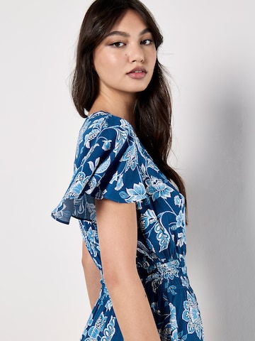 Robe ' ' Apricot en bleu
