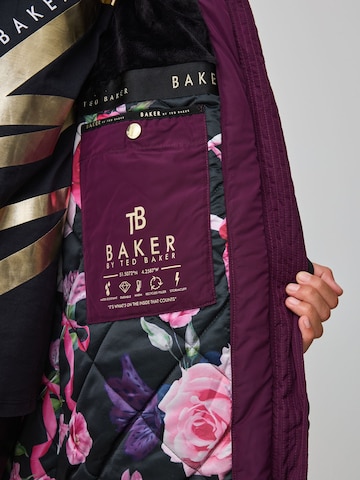 Baker by Ted Baker Пальто в Красный