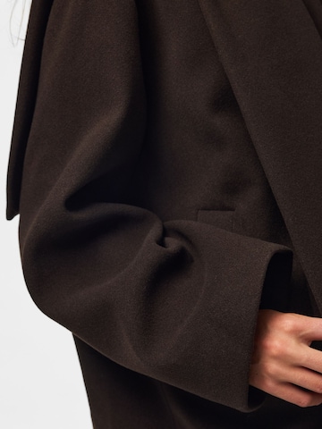 Cappotto di mezza stagione di PIECES in marrone