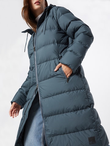 JACK WOLFSKIN - Sobretudo outdoor 'FROZEN PALACE' em azul