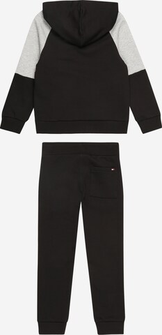 TOMMY HILFIGER Sweatsuit in Black