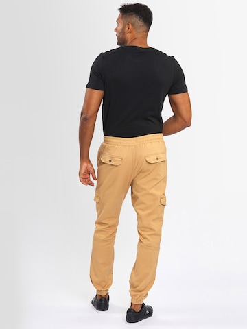 Alessandro Salvarini Tapered Cargo trousers in Beige