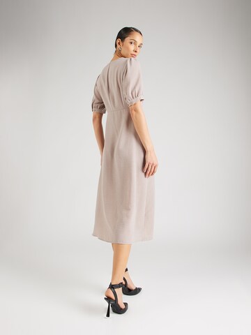 Robe-chemise 'PCMADDIE' PIECES en gris