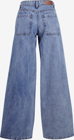 Urban Classics Loose fit Jeans in Blue
